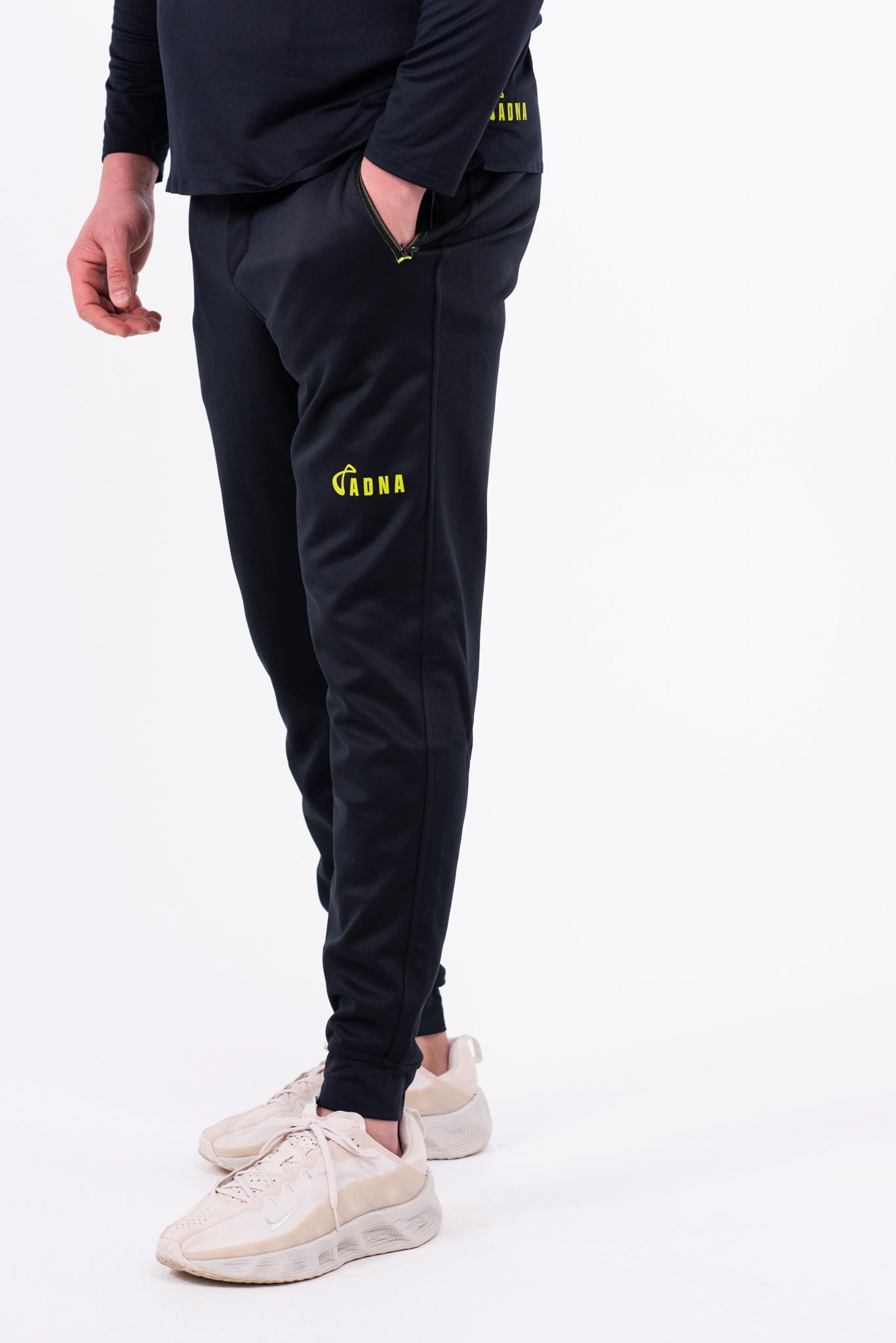 AIM Jogger