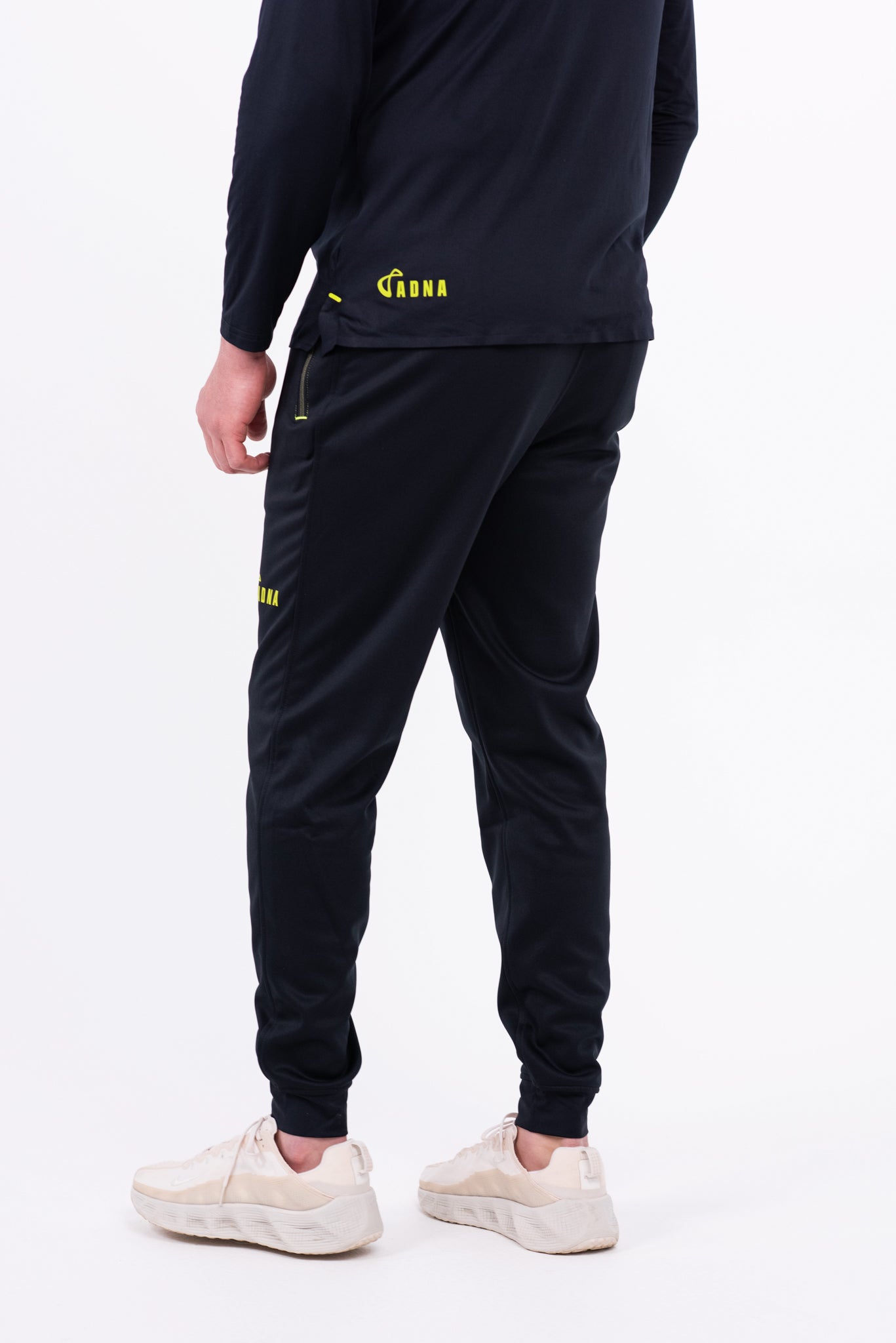 AIM Jogger