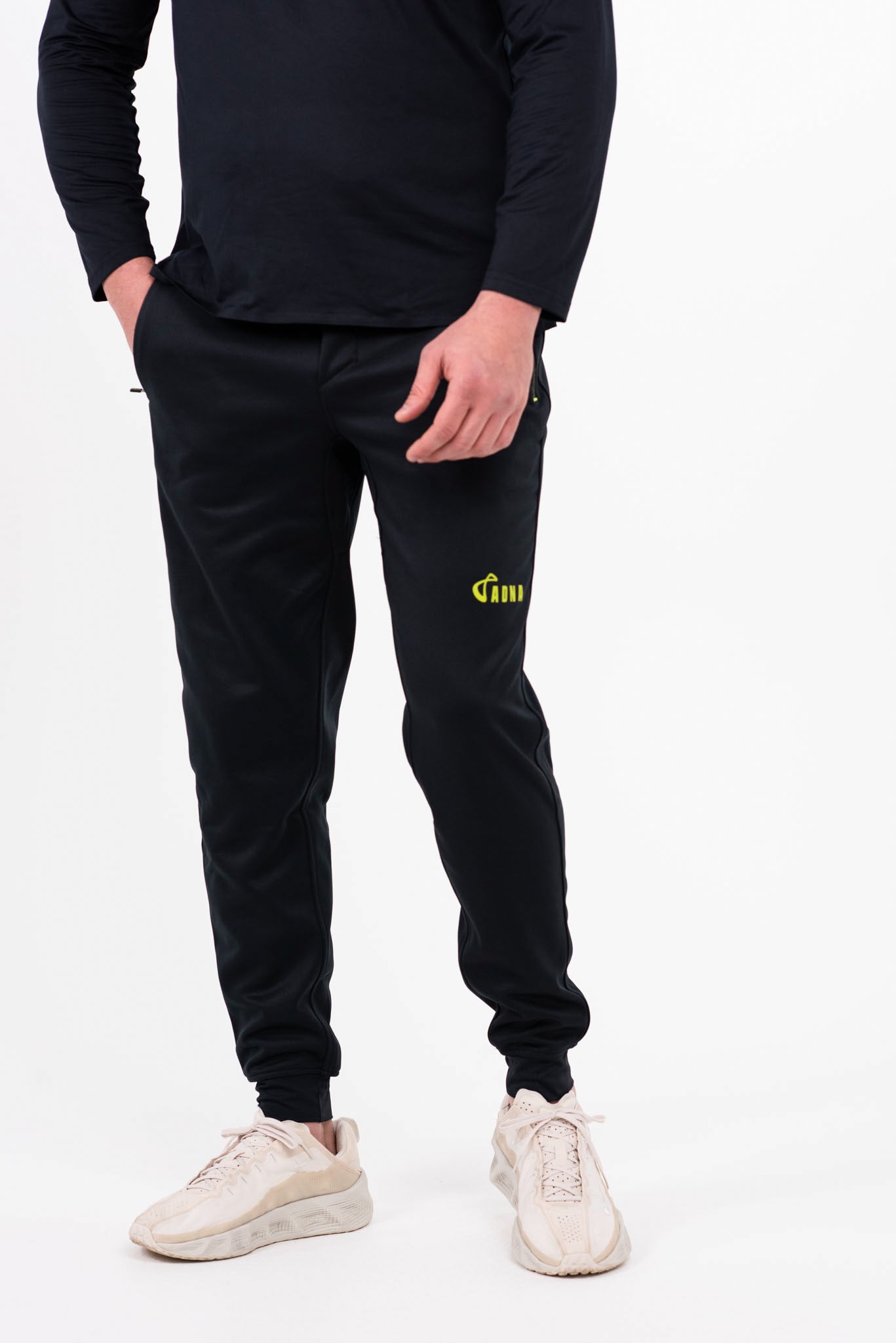 AIM Jogger